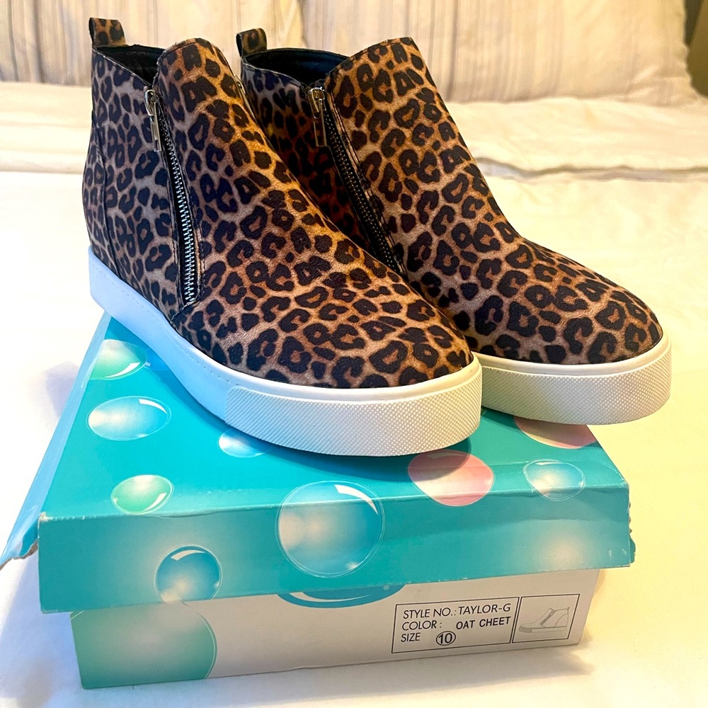 Soda brand, size 10